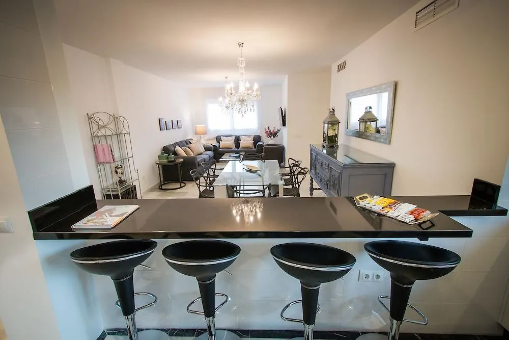 Holidays2Malaga Train Station Area Apartments Spanje